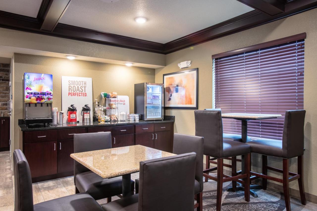 Cobblestone Inn & Suites - Pine Bluffs المظهر الخارجي الصورة
