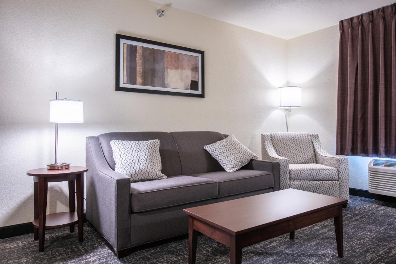 Cobblestone Inn & Suites - Pine Bluffs المظهر الخارجي الصورة