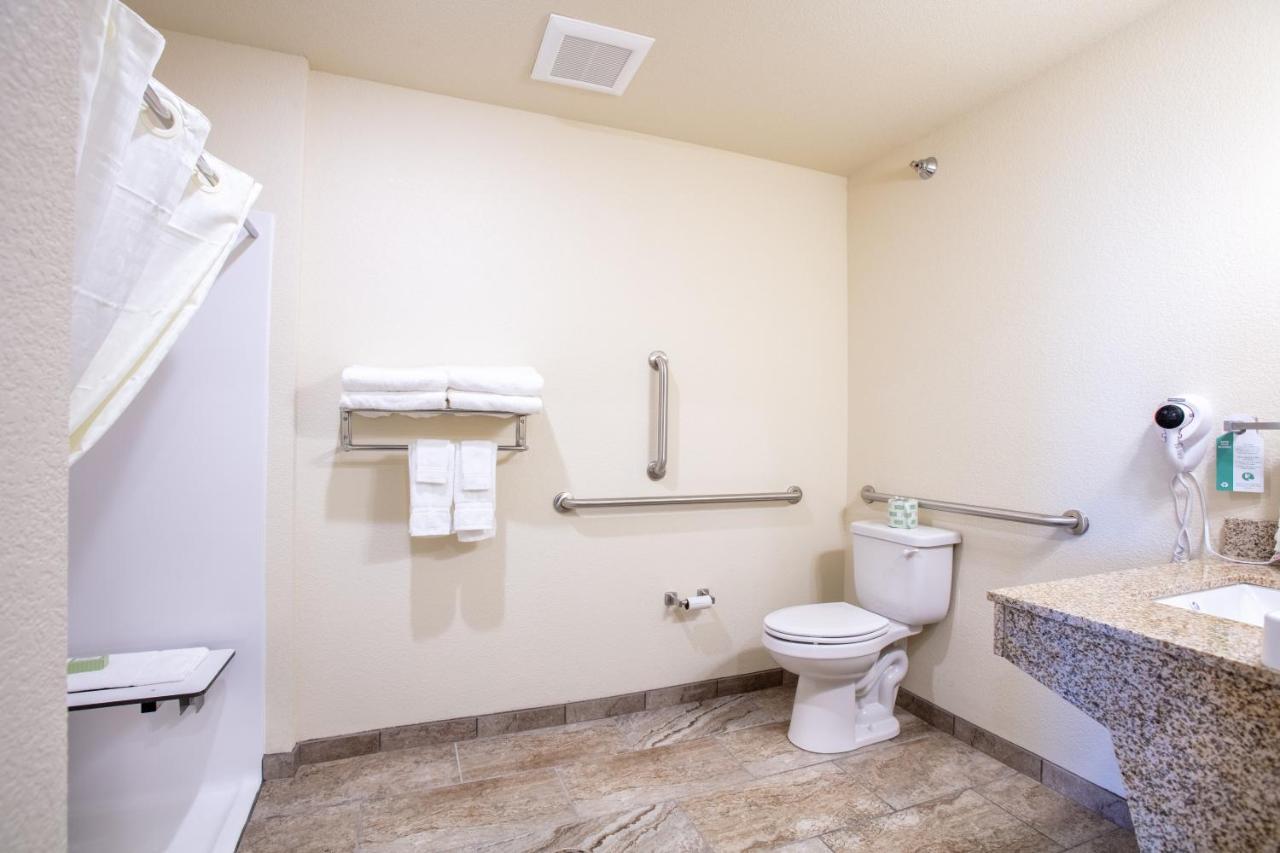 Cobblestone Inn & Suites - Pine Bluffs المظهر الخارجي الصورة