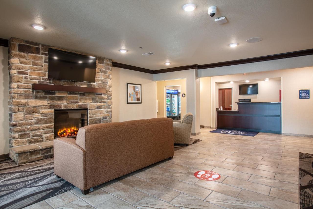 Cobblestone Inn & Suites - Pine Bluffs المظهر الخارجي الصورة