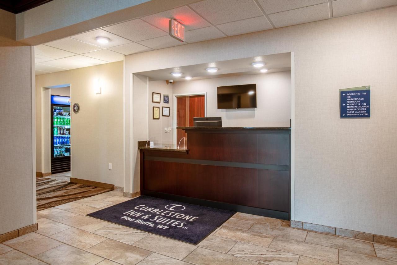 Cobblestone Inn & Suites - Pine Bluffs المظهر الخارجي الصورة